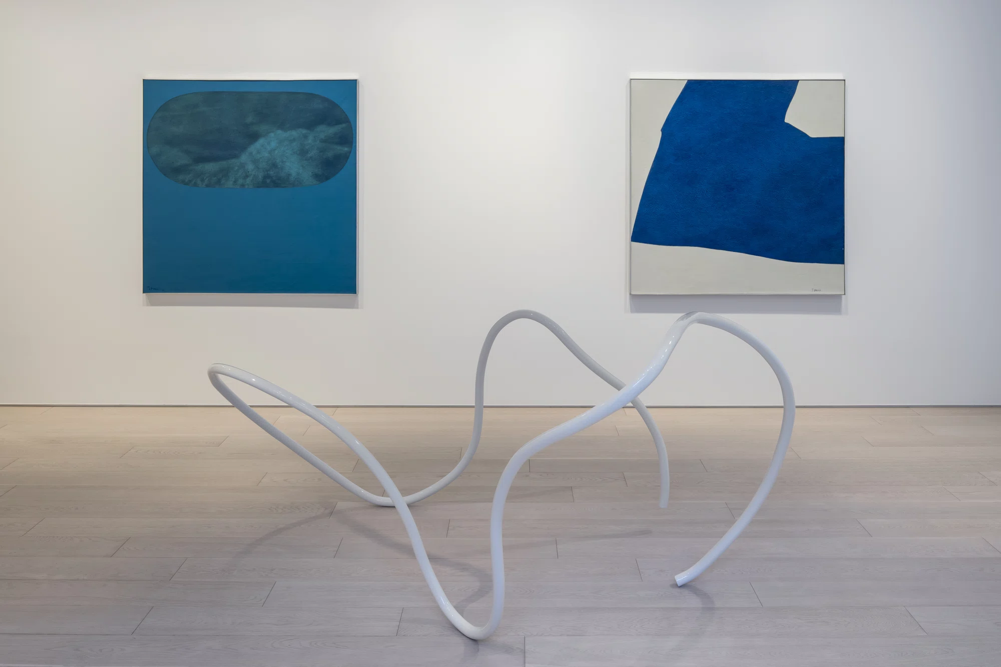 Installation view of Tomie Ohtake in Tokyo